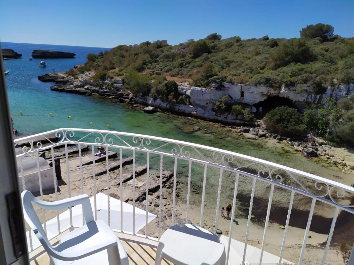 Hostal Xuroy Cala Alcaufar Exterior photo