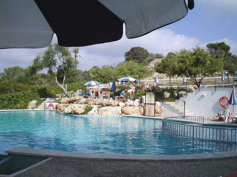 Hostal Xuroy Cala Alcaufar Exterior photo